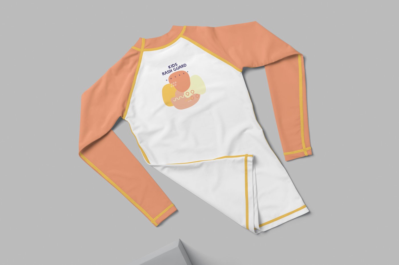 135 儿童长袖撞色T恤样机 Kids Rash Guard Mockups